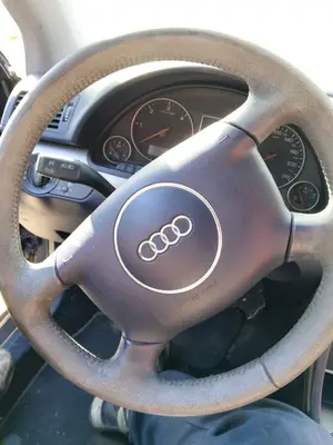 Foto de AIRBAG DELANTERO IZQUIERDO AUDI A4 AVANT (8E) 1.9 TDI (131 CV / 96 KW) referencia 8E0880201AEFKZ