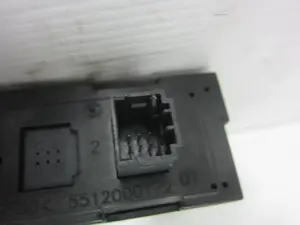 Foto de MOTOR ELEVALUNAS DELANTERO DERECHO PEUGEOT 307 (S1)(04.2001) 1.6 16V CAT (109 CV / 80 KW) referencia 5512000172 foto 3