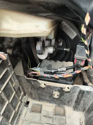 Foto de BOMBA FRENO PEUGEOT 207 1.4 16V CAT (KFU / ET3J4) (88 CV / 65 KW)