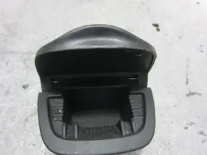 Foto de CENICERO PEUGEOT 206 1.4 HDi (68 CV / 50 KW) referencia 9627639377 foto 2