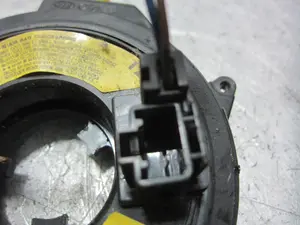 Foto de ANILLO AIRBAG KIA CERATO (LD) 1.6 CAT (105 CV / 77 KW) referencia 934902F001 foto 5