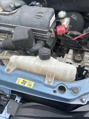 Foto de DEPOSITO EXPANSION NISSAN MICRA (K12E) 1.2 CAT (65 CV / 48 KW) foto 2
