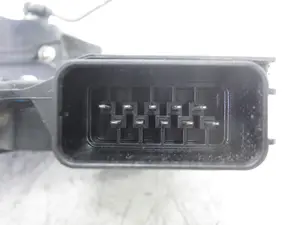 Foto de CERRADURA PUERTA TRASERA IZQUIERDA MAZDA 3 BERLINA (BK) 2.0 Diesel CAT (143 CV / 105 KW) referencia 3N6AA26413CP foto 3