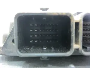 Foto de CENTRALITA MOTOR UCE PEUGEOT 206 1.4 HDi (68 CV / 50 KW) referencia 9653202580 foto 3
