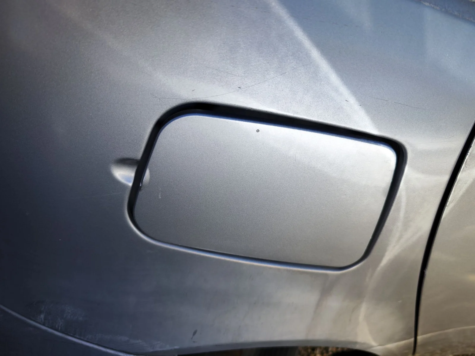 Foto de TAPA EXTERIOR COMBUSTIBLE FIAT II PUNTO (188) BERLINA 1.3 JTD CAT (69 CV / 51 KW)