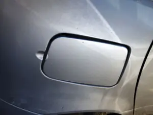 Foto de TAPA EXTERIOR COMBUSTIBLE FIAT II PUNTO (188) BERLINA 1.3 JTD CAT (69 CV / 51 KW)