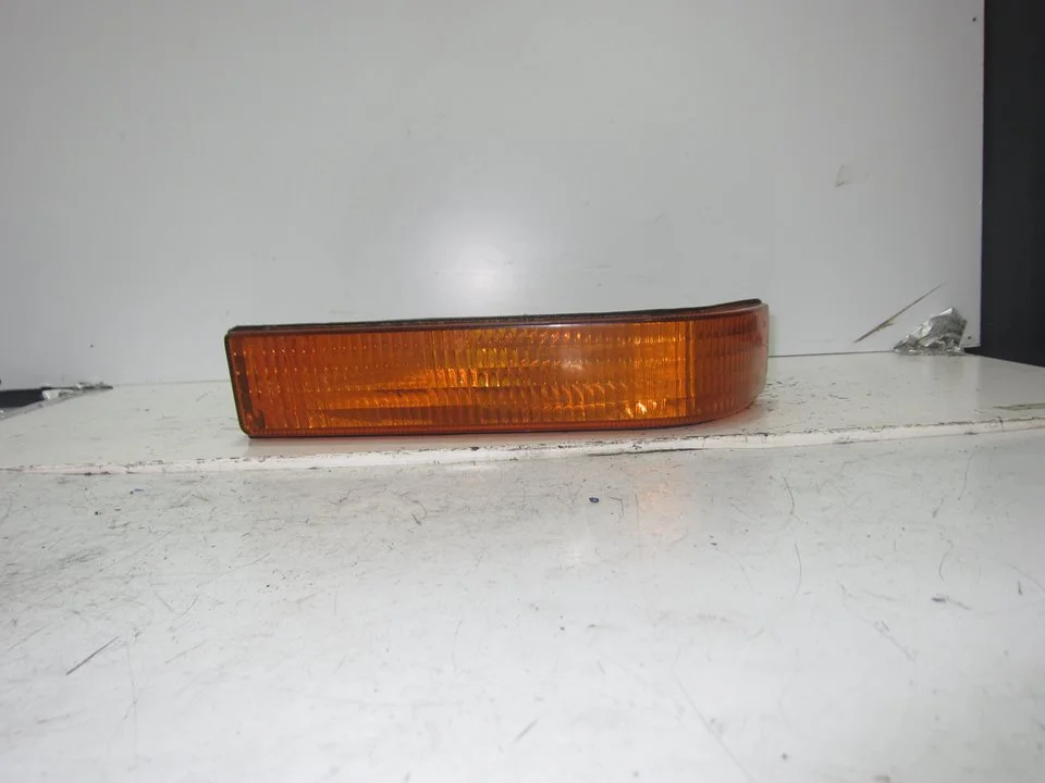 Foto de PILOTO DELANTERO DERECHO CHRYSLER JEEP GR.CHEROKEE (ZJ)/(Z) 5.2 V8 CAT (212 CV / 156 KW) referencia 56005484