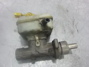 Foto de BOMBA FRENO VOLKSWAGEN GOLF IV BERLINA (1J1)(10.1997) 1.9 TDI (101 CV / 74 KW) referencia 21027099 foto 4