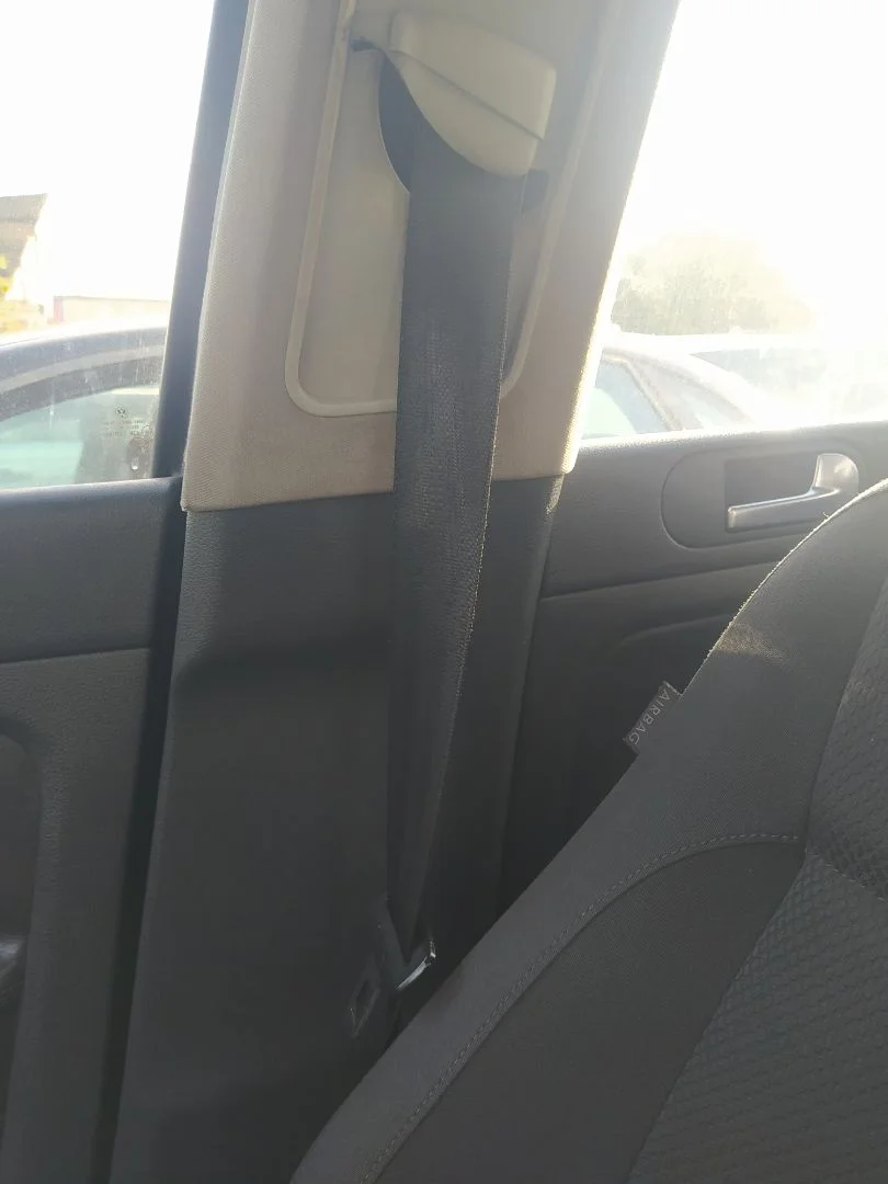Foto de CINTURON SEGURIDAD DELANTERO DERECHO VOLKSWAGEN GOLF PLUS V (5M1) 1.9 TDI (105 CV / 77 KW)