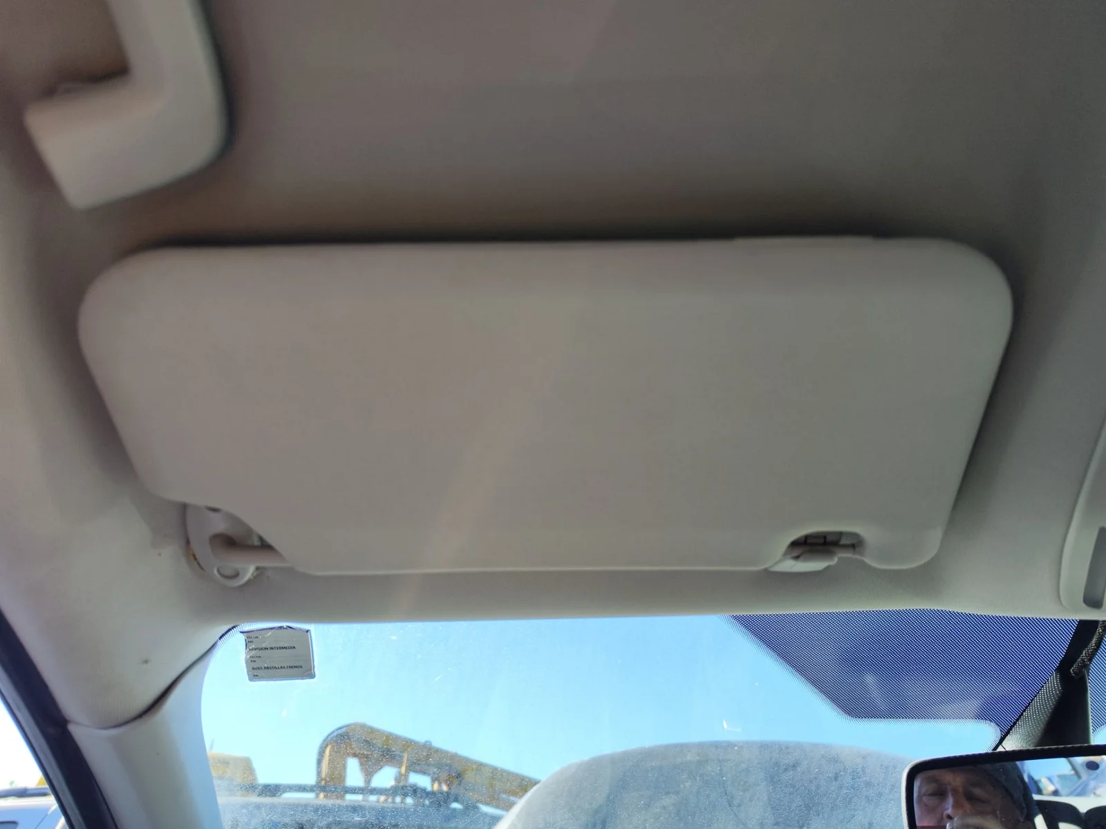 Foto de PARASOL IZQUIERDO FORD C-MAX (CB7) 1.6 TDCi CAT (116 CV / 85 KW)