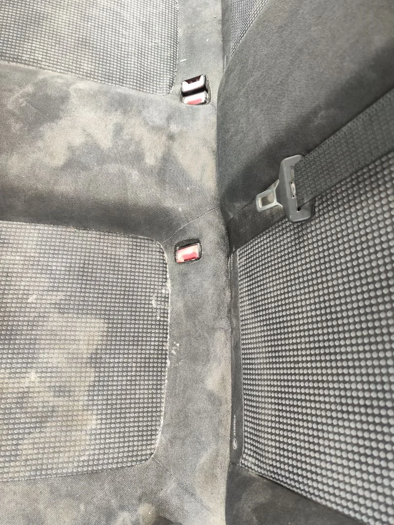 Foto de ENGANCHE CINTURON TRASERO IZQUIERDO OPEL CORSA D 1.3 16V CDTI (75 CV / 55 KW)