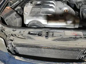 Foto de INTERCOOLER AUDI A4 BERLINA (8E)
