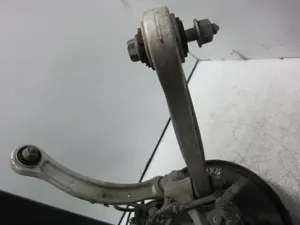 Foto de BRAZO SUSPENSION SUPERIOR TRASERO DERECHO PORSCHE CAYENNE (TIPO 92A) referencia 7L0505376A foto 3