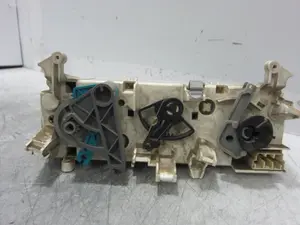 Foto de MANDO CALEFACCION / AIRE ACONDICIONADO PEUGEOT 306 3/5 PT. / 4 PT. (S2) referencia 848687D foto 2