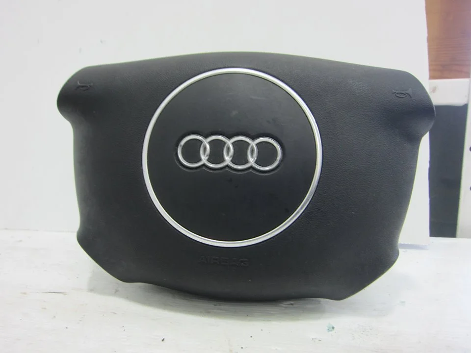 Foto de AIRBAG DELANTERO IZQUIERDO AUDI A2 (8Z) 1.4 16V (75 CV / 55 KW) referencia 8E0880201AA