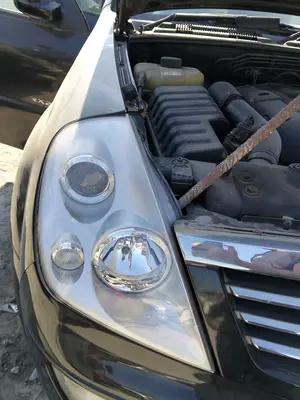 Foto de FARO DERECHO SSANGYONG REXTON 2.7 Turbodiesel CAT (160 CV / 118 KW)