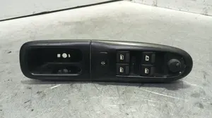 Foto de MANDO ELEVALUNAS DELANTERO IZQUIERDO PEUGEOT 406 BERLINA (S1/S2) 2.0 CAT (132 CV / 97 KW) referencia 6554CF