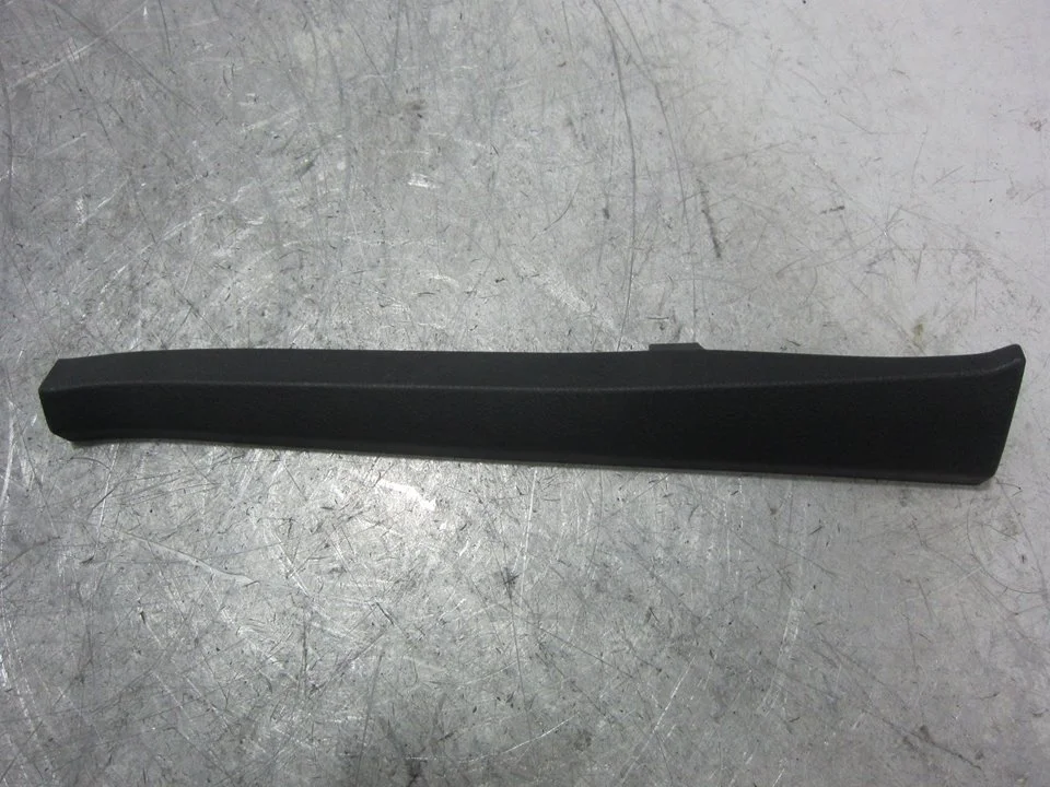 Foto de MOLDURA PORSCHE CAYENNE (TIPO 92A) referencia 7P0868237B