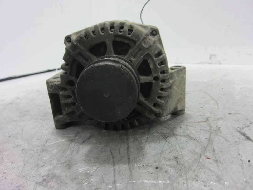 Foto de ALTERNADOR OPEL CORSA C referencia TG9S010