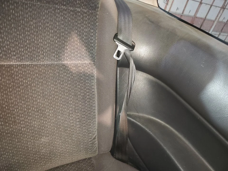 Foto de CINTURON SEGURIDAD TRASERO IZQUIERDO HONDA CIVIC COUPÉ (EJ6/8) 1.6 CAT (105 CV / 77 KW) referencia 82450SMGE02