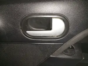 Foto de MANETA INTERIOR DELANTERA DERECHA FORD FIESTA (CBK) 1.4 TDCi CAT (68 CV / 50 KW) referencia 1329923