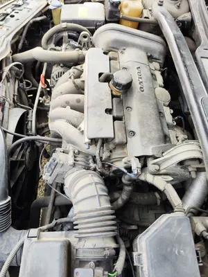 Foto de MOTOR COMPLETO VOLVO S80 BERLINA 2.4 CAT (140 CV / 103 KW) foto 3