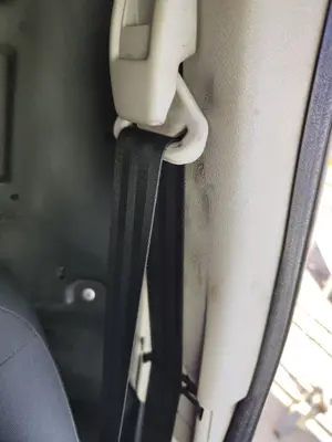 Foto de CINTURON SEGURIDAD DELANTERO IZQUIERDO CITROEN BERLINGO FURGÓN 1.6 16V HDi FAP (75 CV / 55 KW)