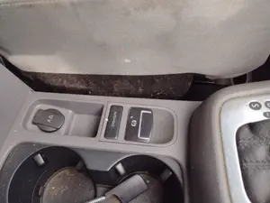 Foto de FRENO DE MANO ELECTRICO SEAT ALHAMBRA (710) 2.0 TDI (140 CV / 103 KW) referencia 5N0927225