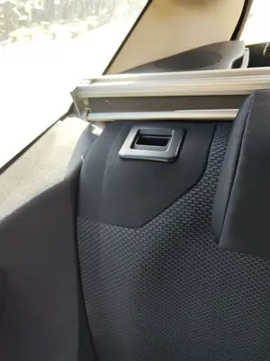Foto de CINTURON SEGURIDAD TRASERO DERECHO CITROEN C4 COUPE 1.4 16V (88 CV / 65 KW)