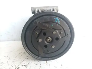 Foto de COMPRESOR AIRE ACONDICIONADO RENAULT MEGANE II GRANDTOUR referencia 8200470242
