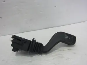 Foto de MANDO INTERMITENTES OPEL CORSA C 1.3 16V CDTI CAT (Z 13 DT / LN9) (69 CV / 51 KW) referencia 09185413 foto 3