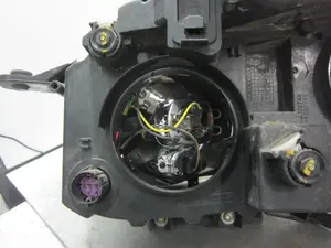 Foto de FARO DERECHO FIAT II DOBLÒ (263) CARGO 1.3 16V JTD CAT (90 CV / 66 KW) referencia 51810671 foto 6