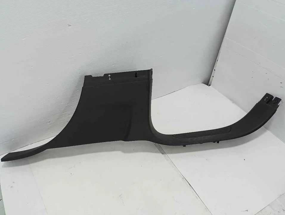 Foto de MOLDURA PORSCHE CAYENNE (TIPO 92A) referencia A053629