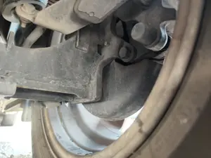 Foto de MANGUETA TRASERA DERECHA NISSAN PRIMERA BERLINA (P12) 1.9 16V Turbodiesel CAT (120 CV / 88 KW)