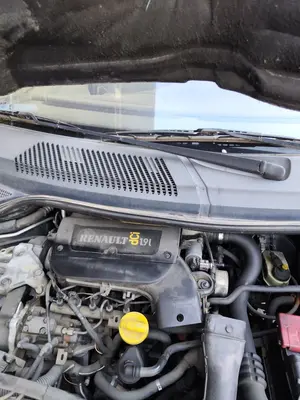 Foto de BRAZO LIMPIA DELANTERO DERECHO RENAULT SCENIC I (JA...) 1.9 dCi Diesel CAT (102 CV / 75 KW) referencia 7701042362