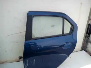 Foto de PUERTA TRASERA IZQUIERDA DACIA LOGAN II 1.5 dCi Diesel FAP CAT (90 CV / 66 KW) referencia 821012282R foto 5