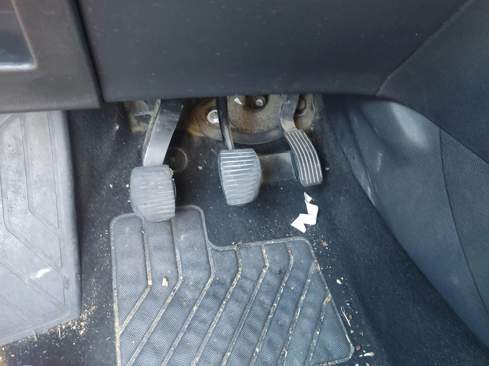 Foto de PEDAL FRENO PEUGEOT 308 1.6 HDi FAP CAT (9HZ / DV6TED4) (109 CV / 80 KW)