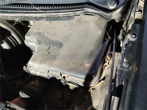 Foto de CAJA RELES / FUSIBLES AUDI ALLROAD QUATTRO QUATTRO (4B5)