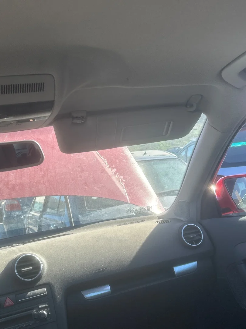Foto de PARASOL DERECHO AUDI A3 SPORTBACK (8PA) 1.6 16V FSI (116 CV / 85 KW)