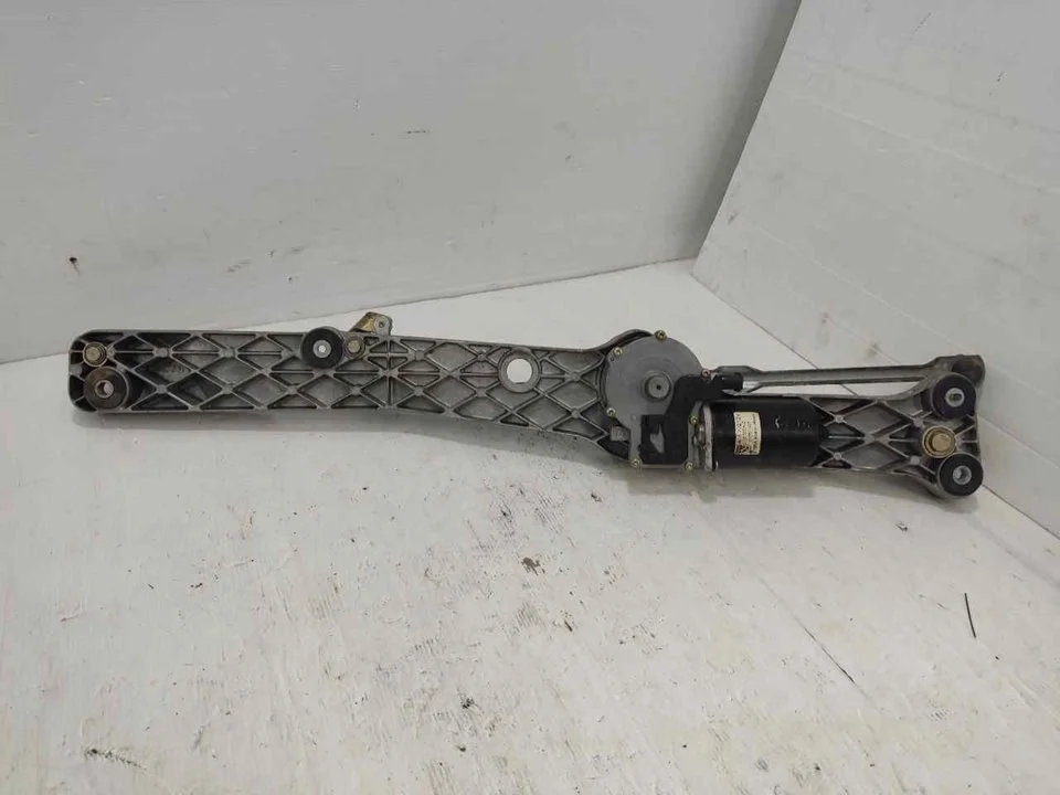 Foto de MOTOR LIMPIA DELANTERO BMW SERIE 5 BERLINA (E39) referencia 404202