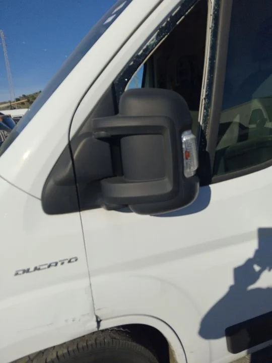Foto de RETROVISOR IZQUIERDO FIAT DUCATO 3 MAXI FURGÓN TS 35 (295) 2.3 JTD CAT (148 CV / 109 KW) referencia 041044