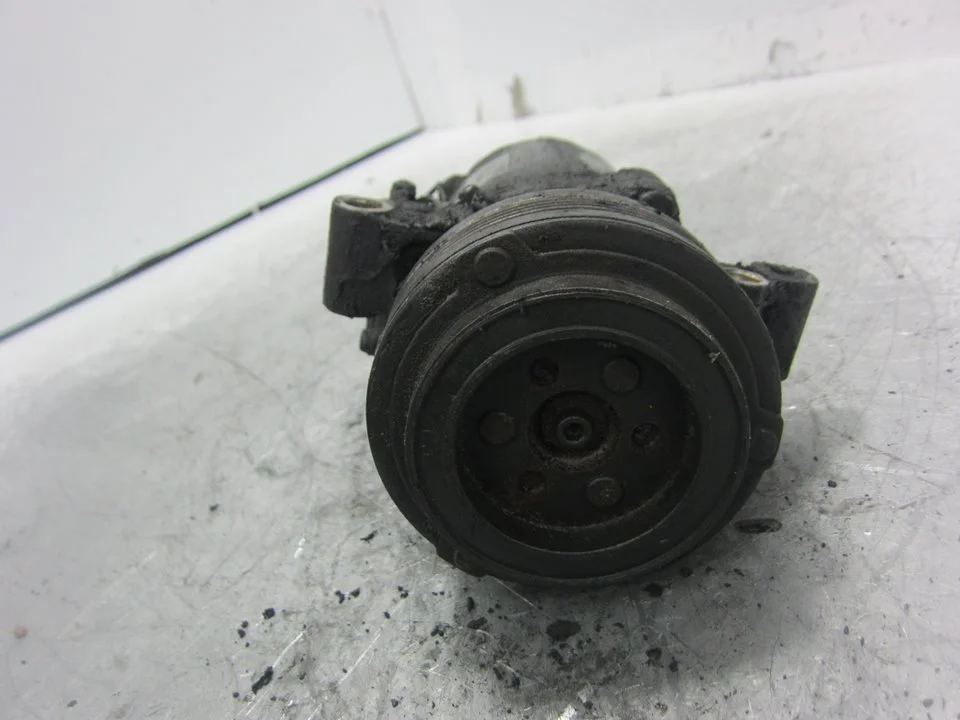 Foto de COMPRESOR AIRE ACONDICIONADO BMW SERIE 3 BERLINA (E46) referencia 8390646