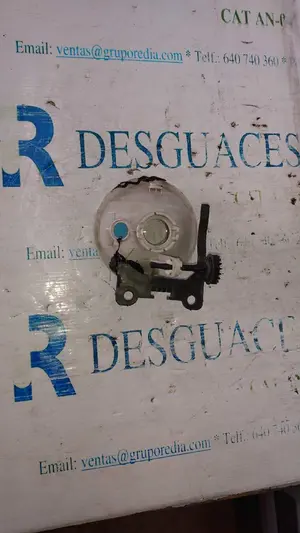 Foto de FARO ANTINIEBLA DERECHO CITROEN C3 foto 2