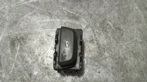 Foto de INTERRUPTOR RENAULT CAPTUR I 1.5 dCi Diesel FAP (110 CV / 81 KW) referencia 254291224R foto 1