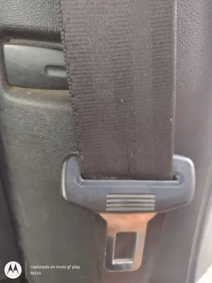 Foto de CINTURON SEGURIDAD TRASERO DERECHO SEAT LEON (1P1) 1.9 TDI (105 CV / 77 KW)
