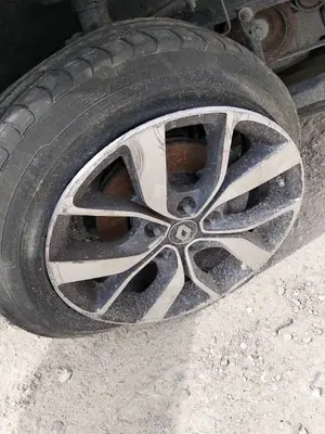 Foto de LLANTA RENAULT MEGANE IV BERLINA 5P
