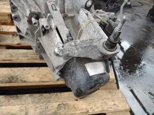 Foto de CAJA CAMBIOS RENAULT CLIO III referencia JR5353 foto 5