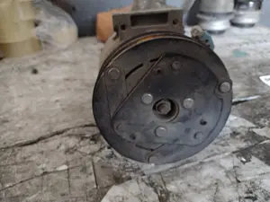 Foto de COMPRESOR AIRE ACONDICIONADO OPEL VECTRA C BERLINA referencia 13197197 foto 2