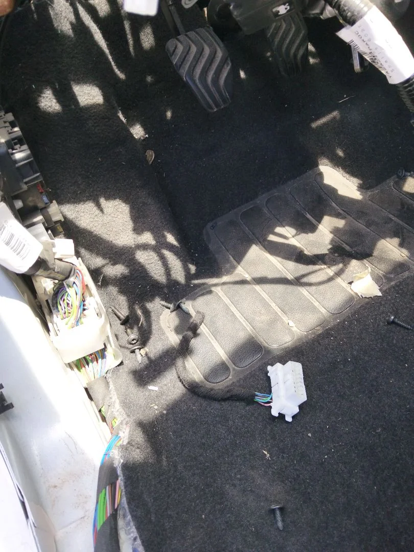 Foto de PEDAL EMBRAGUE NISSAN MICRA (K14) 1.0 12V CAT (71 CV / 52 KW)