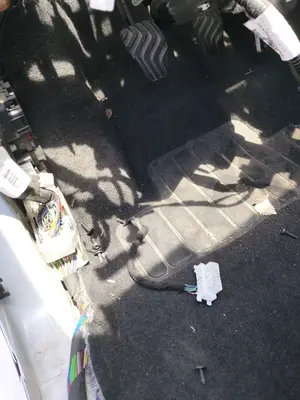 Foto de PEDAL EMBRAGUE NISSAN MICRA (K14) 1.0 12V CAT (71 CV / 52 KW)